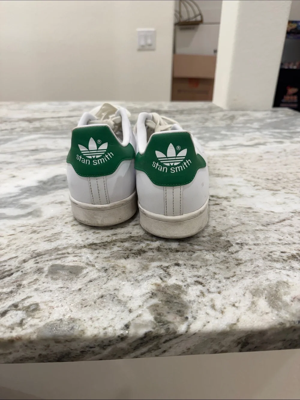 Stan Smith adidas White Sneakers with Green Heel Tab size 12